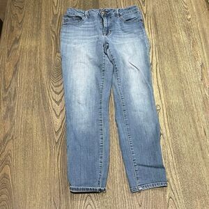 1822 Denim Straight Jeans Mid Rise Whiskering Stretch Light Wash Blue Size 6